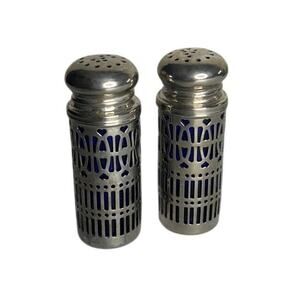 Vtg GODINGER Silver Plate Filagree Hearts Blue Cobalt Glass Salt Pepper Shakers